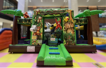 🎉大人気『トランポリンスタジアム』が夏休みもカメクロに登場✨