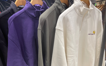 CARHARTT WIP HALF ZIP AMERICAN SCRIPTのご案内☺️