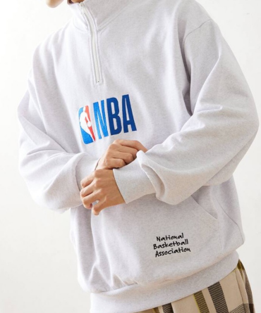  NBA 別注 ロゴハーフジップ入荷のお知らせ！