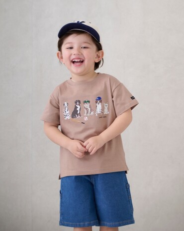 《New arrival》遊び心満載のわんちゃんのグラフィックTシャツ🐶